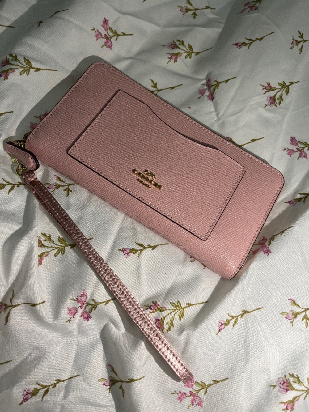 Coach pink wallet